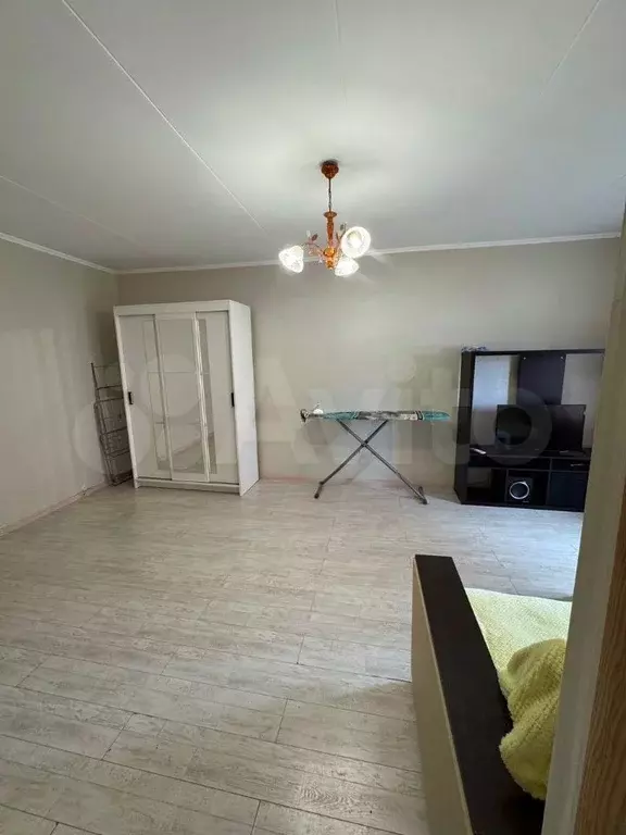 1-к. квартира, 33 м, 8/9 эт. - Фото 1