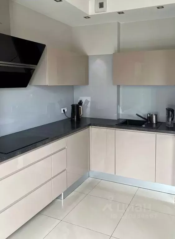 1-к кв. Татарстан, Казань ул. Аделя Кутуя, 46 (40.0 м) - Фото 1