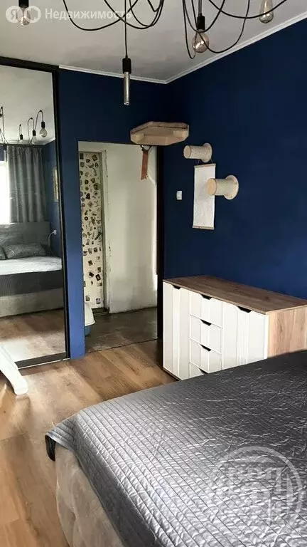 3-комнатная квартира: Красное Село, улица Юных Пионеров, 16 (58 м) - Фото 1