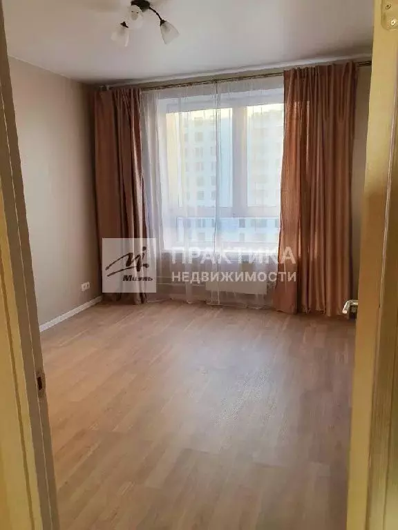 Продается 3-комнатная квартира - Фото 1