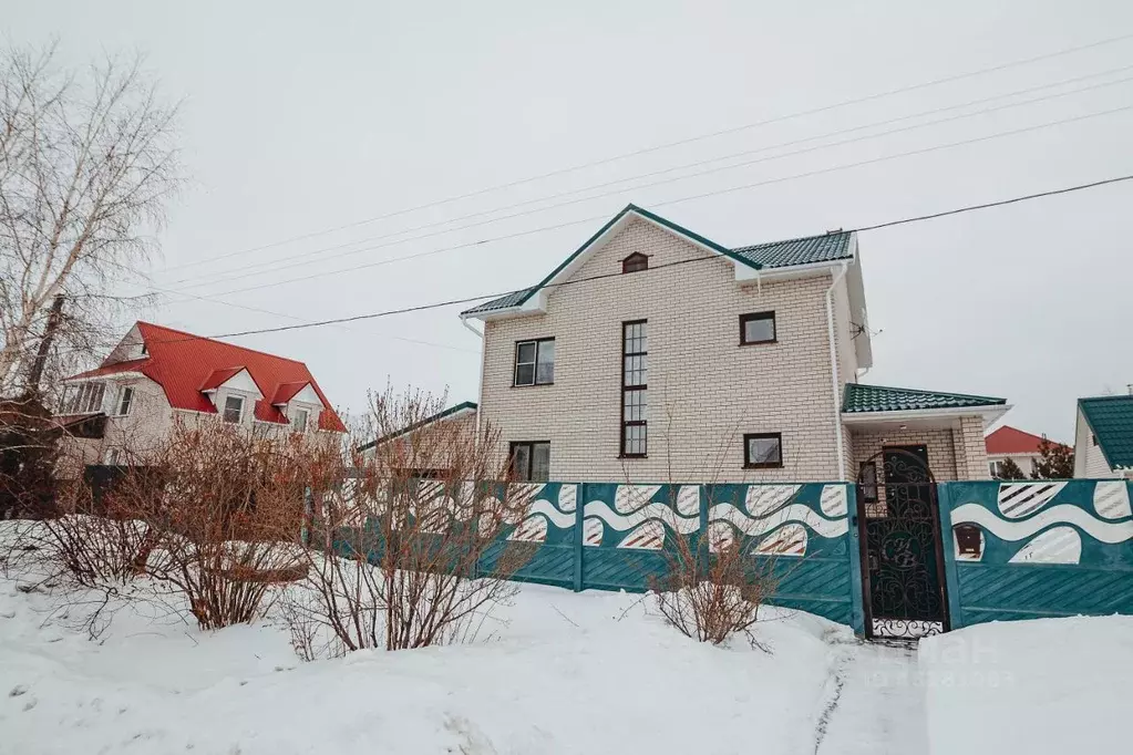 Дом в Алтайский край, Барнаул Спутник мкр, ул. Ясеневая (165 м) - Фото 1