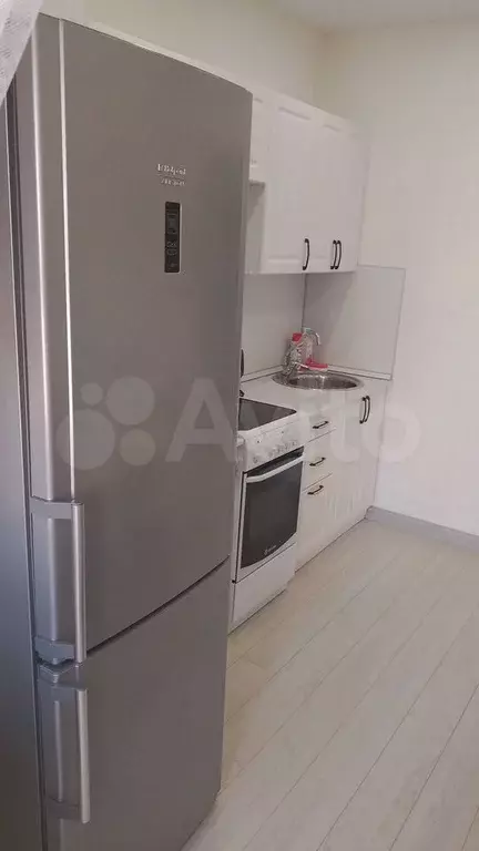 1-к. квартира, 37 м, 9/17 эт. - Фото 0