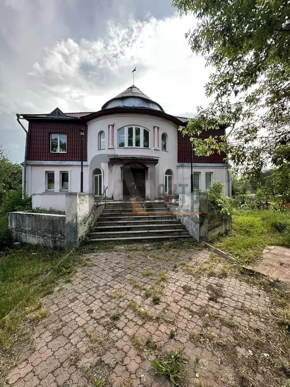 Дом 727,8 м на участке 10,6 сот. - Фото 0