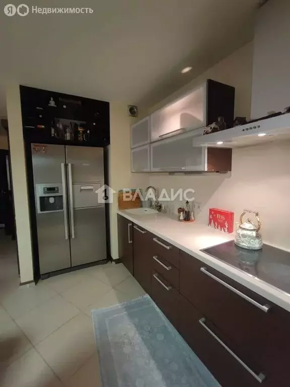 3-комнатная квартира: Белгород, улица 5 Августа, 37 (84.6 м) - Фото 1