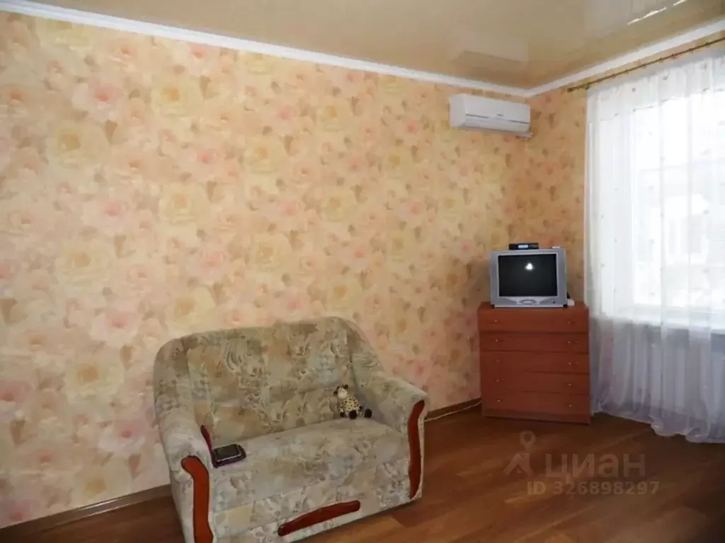 2-к кв. Крым, Феодосия ул. Пушкина, 5 (45.0 м) - Фото 2