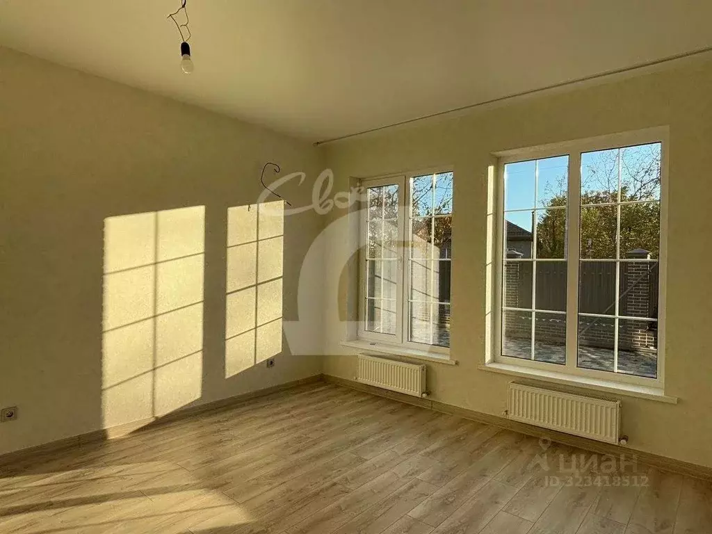 Дом в Адыгея, Тахтамукайский район, Яблоновский пгт Колхозная ул., 30 ... - Фото 1