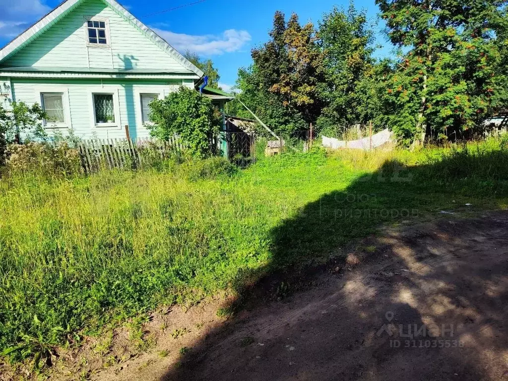 Дом в Новгородская область, Окуловка ул. Марата, 32 (50 м) - Фото 1