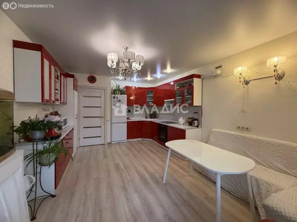 3-комнатная квартира: Вологда, улица Возрождения, 47 (81 м) - Фото 0
