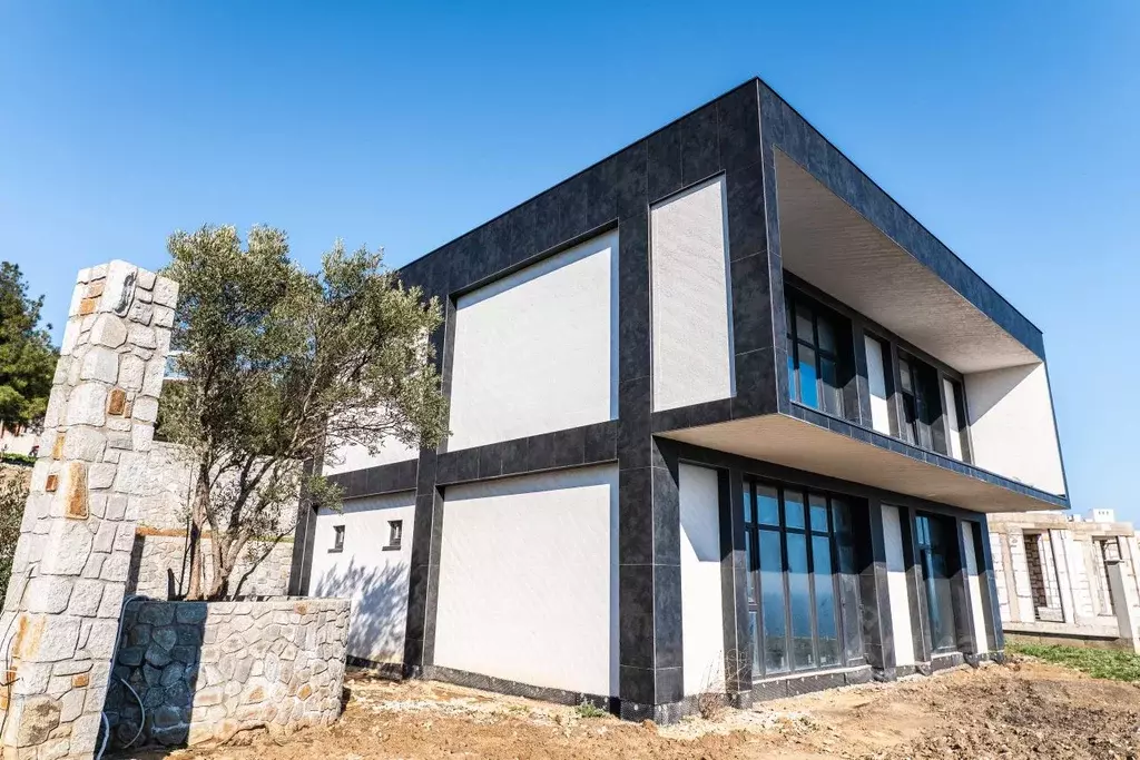 Дом в Крым, Алушта муниципальный округ, пос. Семидворье  (272 м) - Фото 1