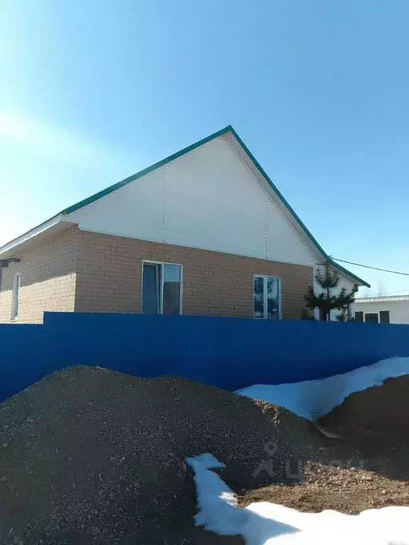 Дом в Башкортостан, Иглинский сельсовет, с. Иглино ул. Салаватская (70 ... - Фото 1