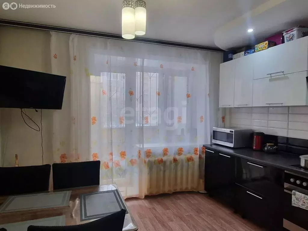 3-комнатная квартира: Улан-Удэ, улица Клыпина, 12 (80 м) - Фото 1