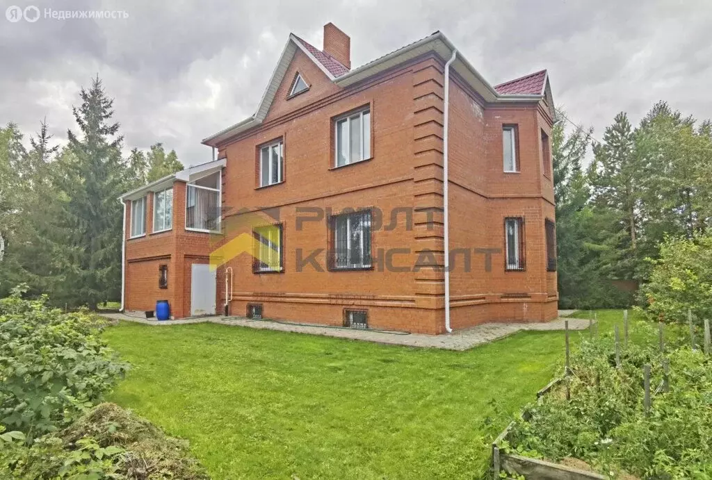 Дом в Омск, 7-я Любинская улица, 24 (385 м) - Фото 0