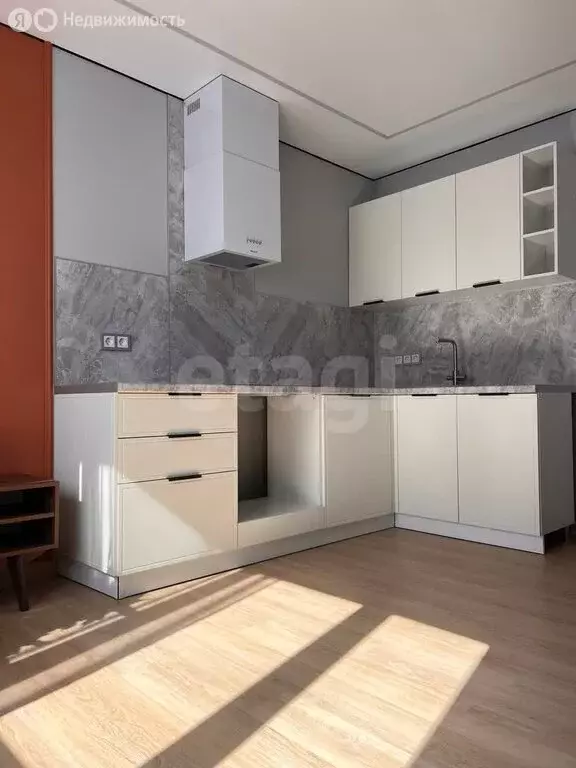 2-комнатная квартира: Тюмень, улица Новосёлов, 117 (53 м) - Фото 1