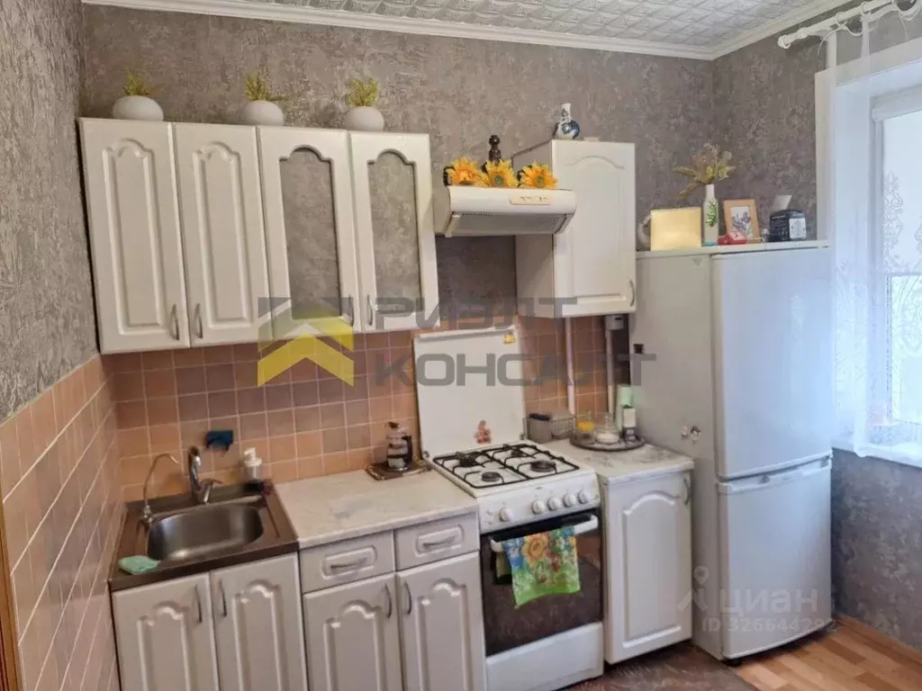 2-к кв. Омская область, Омск ул. 5-й Армии, 10/1 (53.0 м) - Фото 1