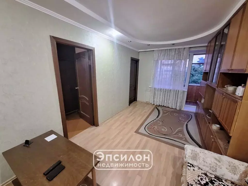 4-к кв. Курская область, Курск ул. Чернышевского, 8 (60.9 м) - Фото 0