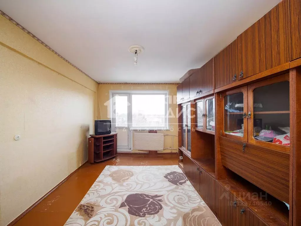 2-к кв. Омская область, Омск Волгоградская ул., 32Б (44.6 м) - Фото 0