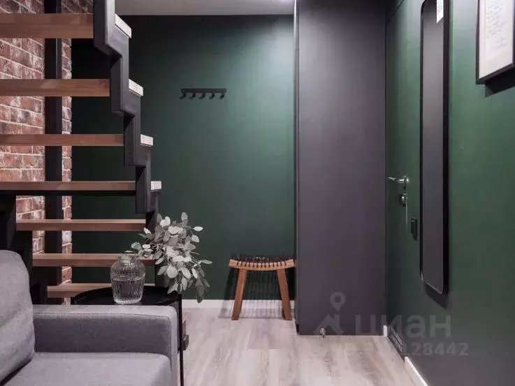 Комната Санкт-Петербург Миллионная ул., 4/1 (32.0 м) - Фото 0