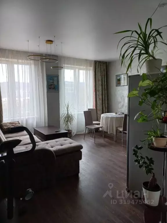 2-к кв. Красноярский край, Красноярск Навигационная ул., 4 (46.0 м) - Фото 0