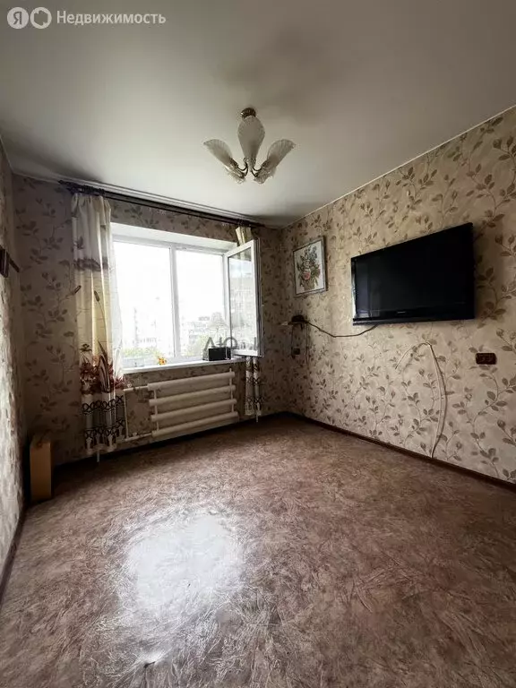 3-комнатная квартира: Саратов, улица имени А.П. Шехурдина, 36А (63 м) - Фото 0