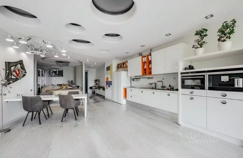 3-к кв. Краснодарский край, Сочи Светлана мкр, просп. Пушкина, 6 ... - Фото 2