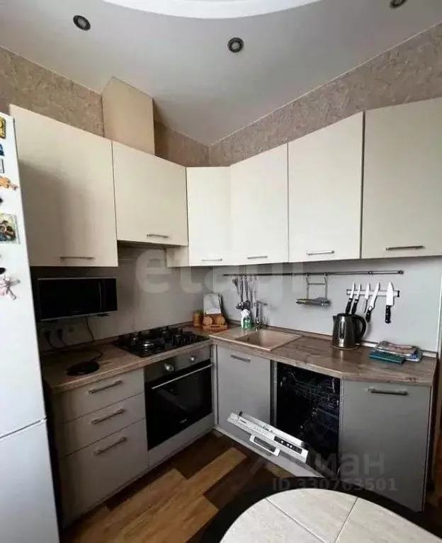 2-к кв. Иркутская область, Ангарск 106-й кв-л, 11 (55.0 м) - Фото 0