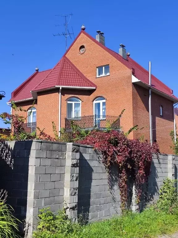 Дом в Новосибирская область, Новосибирск ул. Рылеева, 110 (400 м) - Фото 0