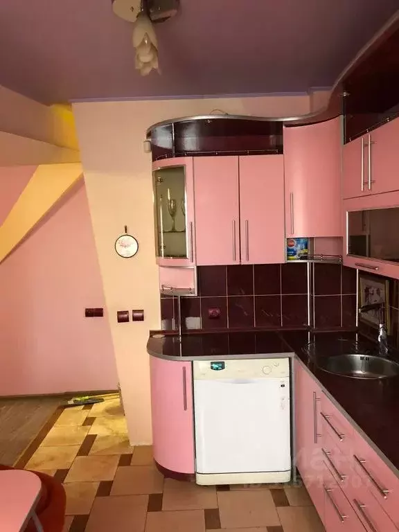 1-к кв. Волгоградская область, Волгоград ул. Маршала Еременко, 64 ... - Фото 0