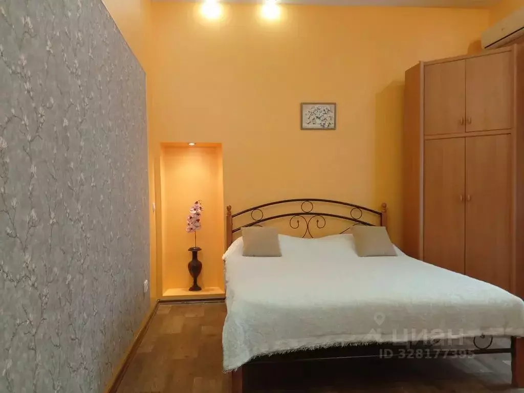 1-к кв. Крым, Феодосия ул. Чехова, 4 (30.0 м) - Фото 1