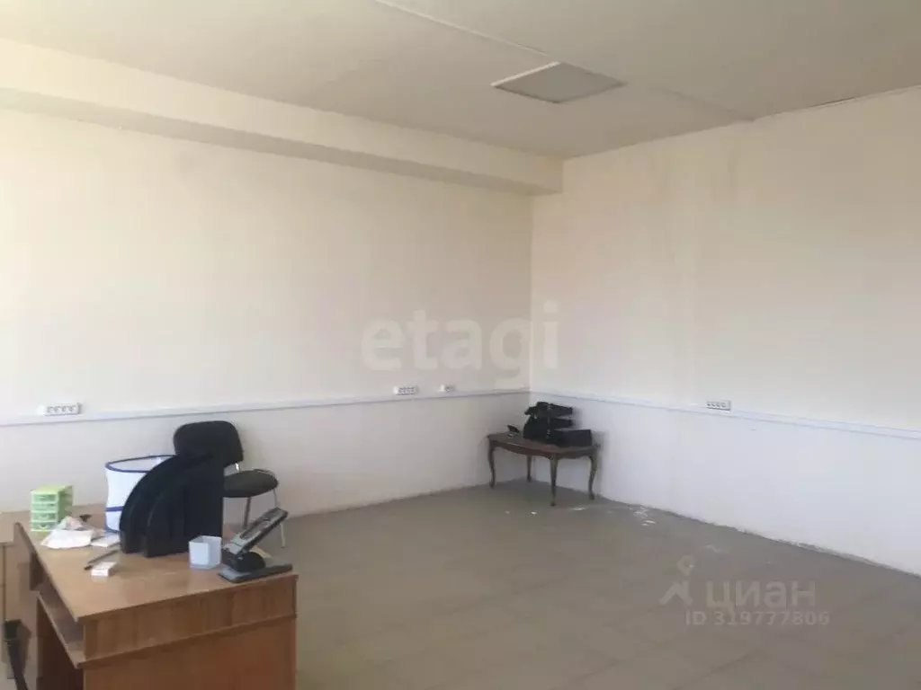 Склад в Волгоградская область, Волгоград Трубный проезд, 10А (900 м) - Фото 1