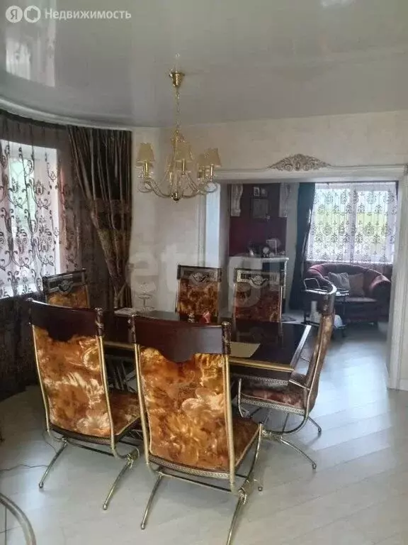 Дом в Улан-Удэ, посёлок Кумыска, улица Алтан-Газар (275 м) - Фото 2