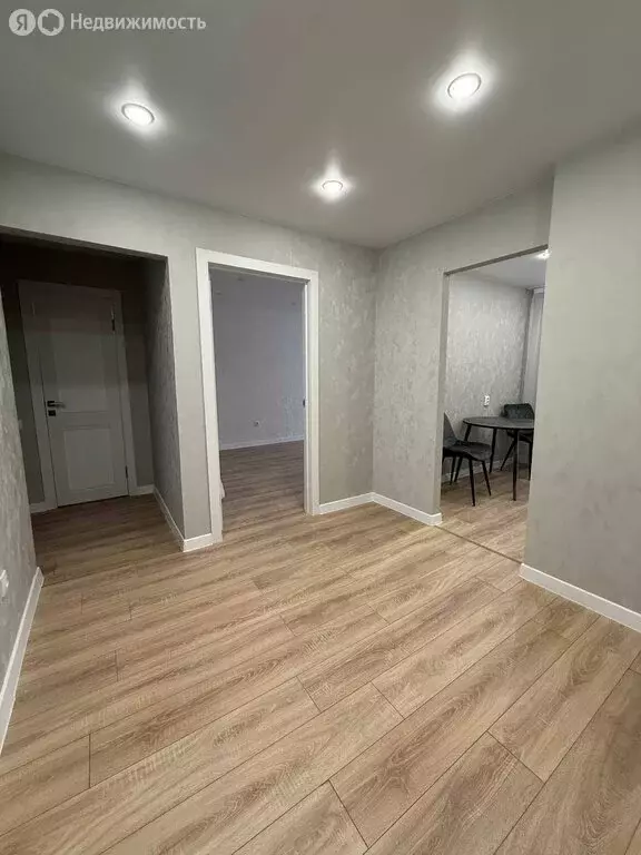 2-комнатная квартира: Киров, улица Екатерины Кочкиной, 8к3 (54 м) - Фото 1