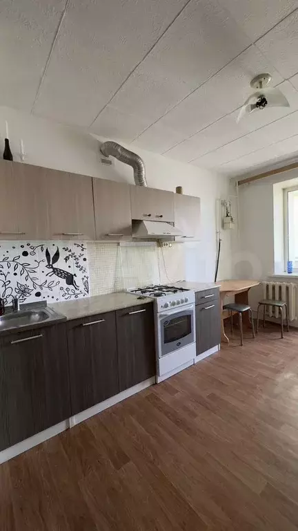 1-к. квартира, 45 м, 4/10 эт. - Фото 0