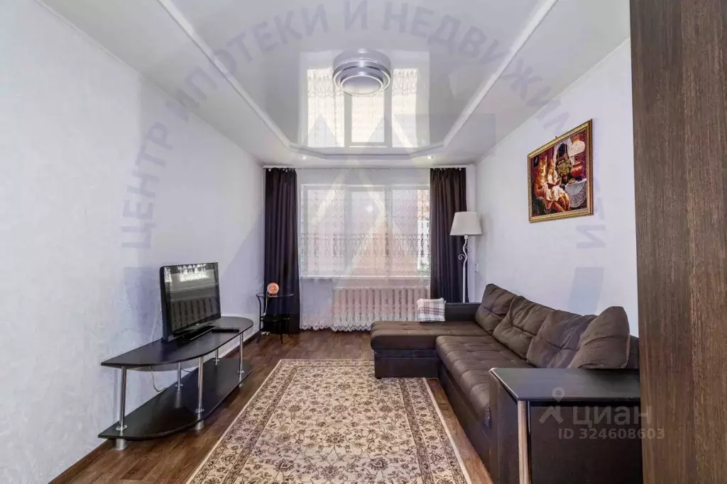 3-к кв. Курганская область, Курган Заозерный жилрайон, 1-й мкр, 27 ... - Фото 1