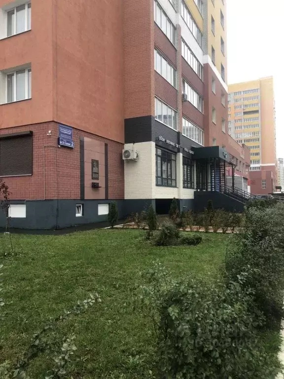2-к кв. Брянская область, Брянск ул. Имени О.Н. Строкина, 2 (65.4 м) - Фото 0