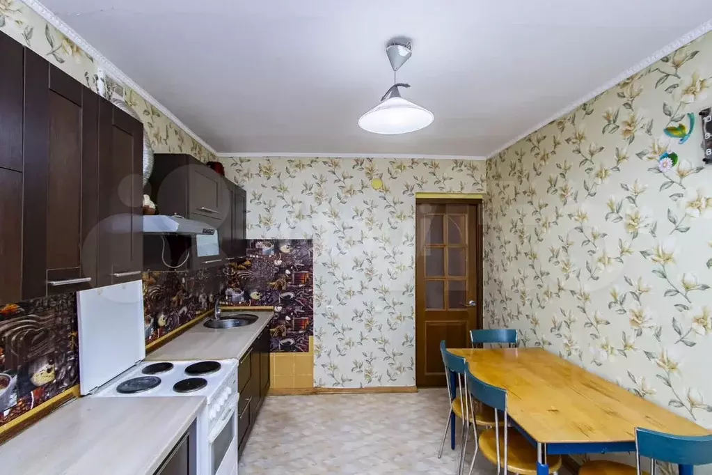 2-к. квартира, 60 м, 8/10 эт. - Фото 1