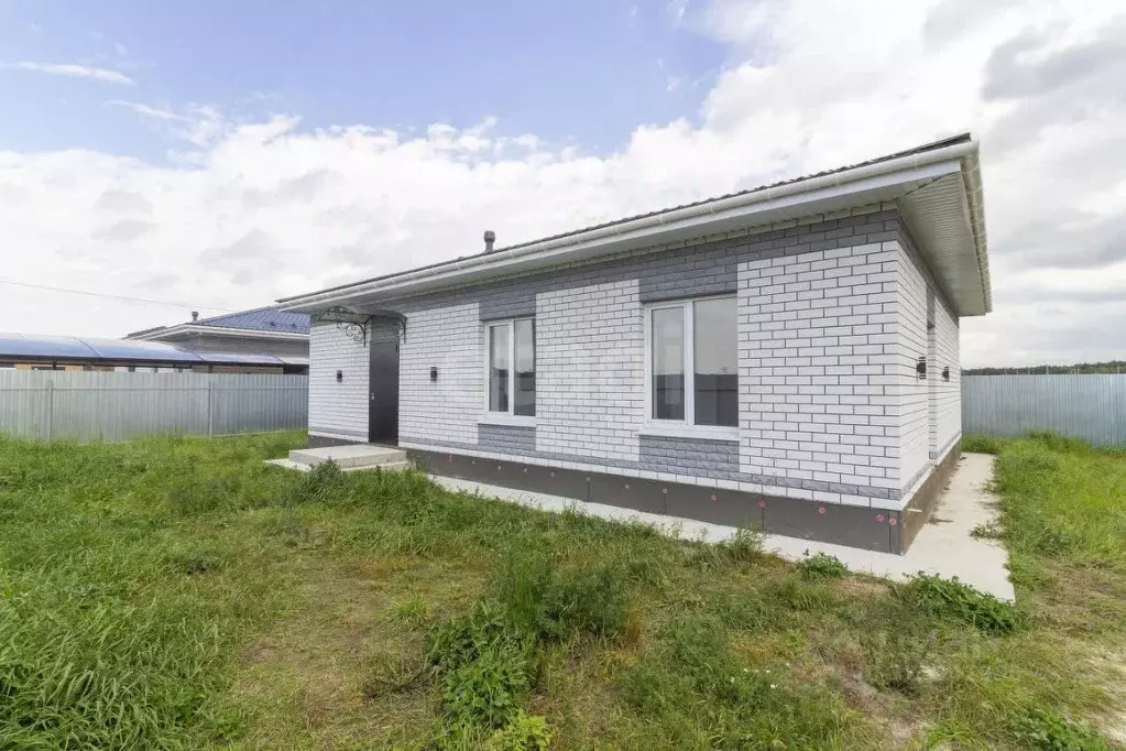 Дом в Тюменская область, Тюменский муниципальный округ, д. Падерина ... - Фото 1