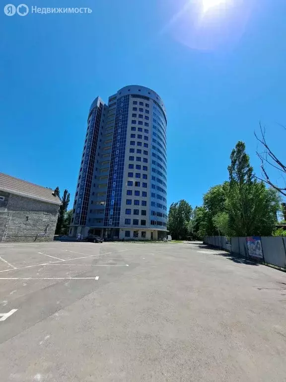 2-комнатная квартира: Пятигорск, улица Бунимовича, 1А (83 м) - Фото 1