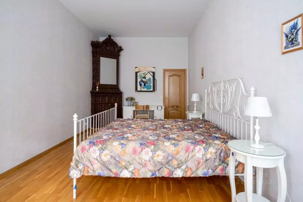 3-к кв. Санкт-Петербург Фурштатская ул., 14 (126.9 м) - Фото 0
