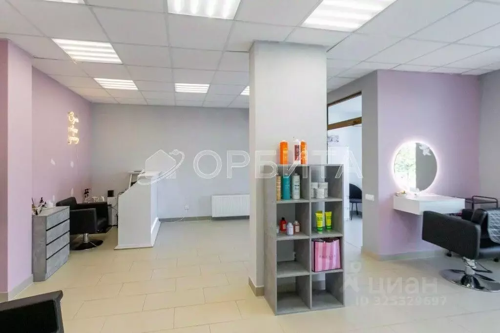 Помещение свободного назначения в Тюменская область, Тюмень ул. ... - Фото 2