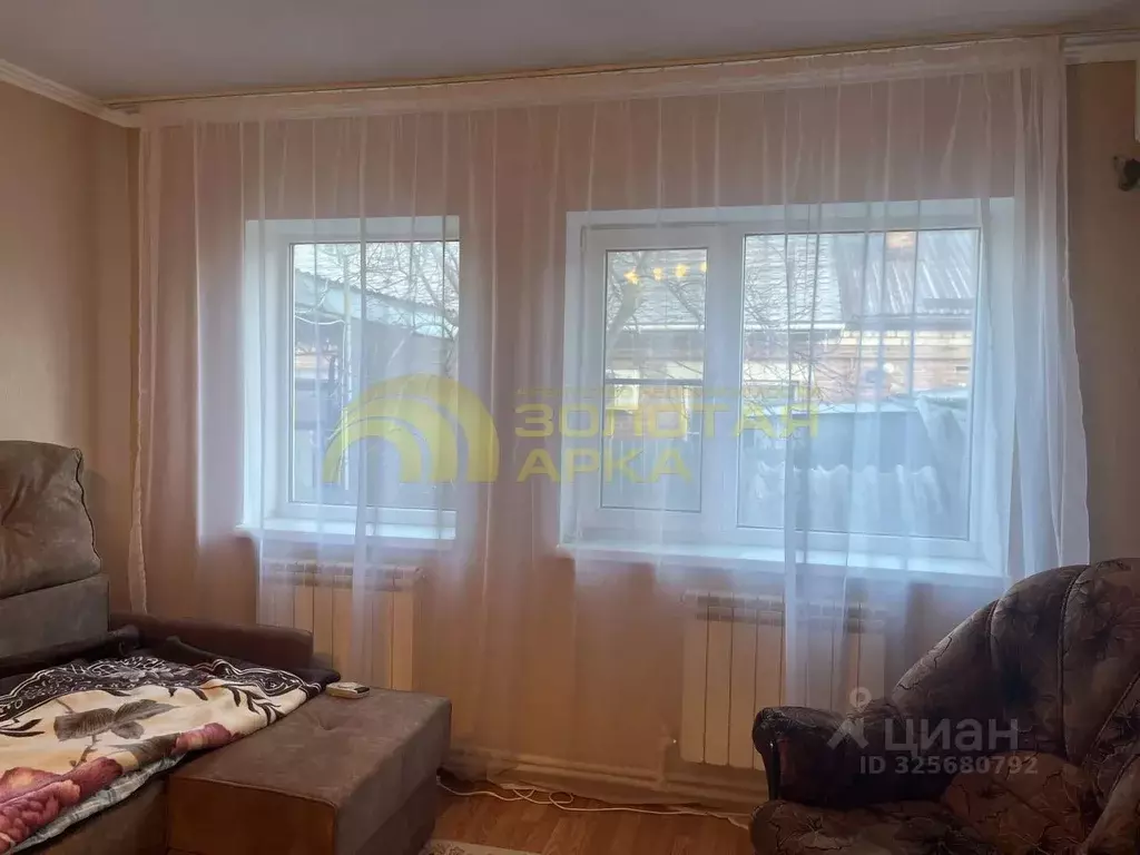 Дом в Краснодарский край, Темрюк ул. Парижской Коммуны, 19 (61 м) - Фото 2