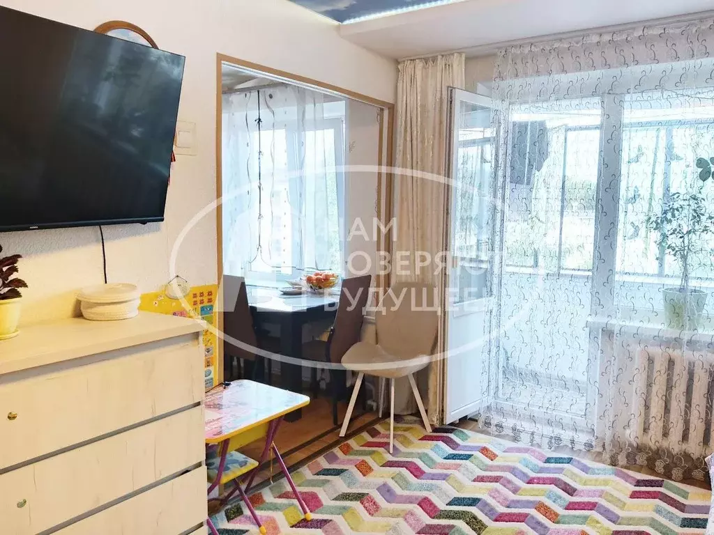 2-к кв. Пермский край, Чайковский ул. Уральских танкистов, 10 (45.6 м) - Фото 1