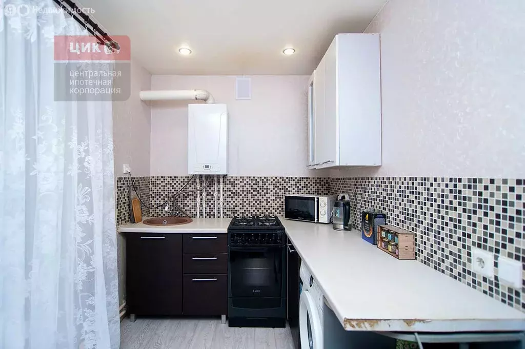 1-комнатная квартира: Рыбное, Крымская улица, 17 (31 м) - Фото 1