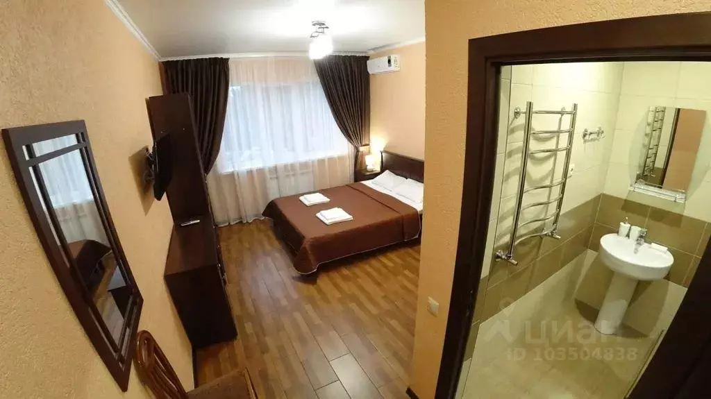 Комната Краснодарский край, Геленджик просп. Геленджикский, 156 - Фото 1