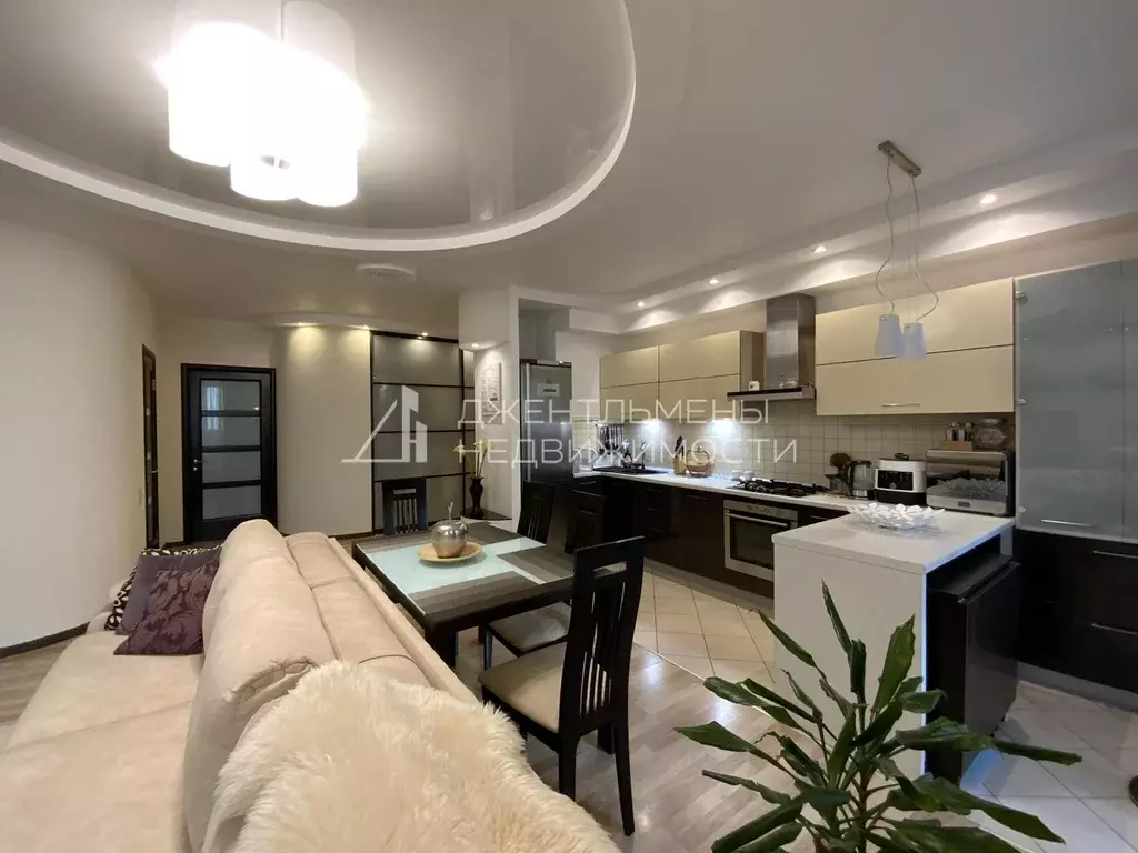 Квартира, 3 комнаты, 123.1 м - Фото 0