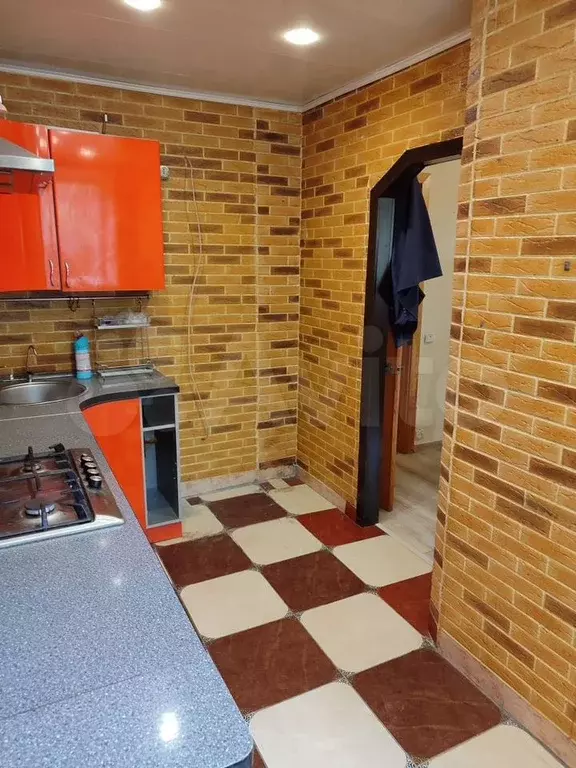 2-к. квартира, 43 м, 1/5 эт. - Фото 1