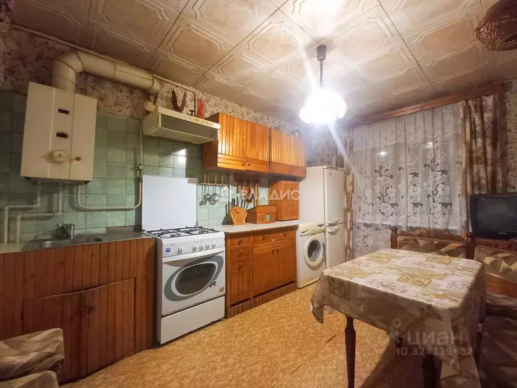 2-к кв. Ивановская область, Фурманов ул. Демьяна Бедного, 56 (50.0 м) - Фото 1