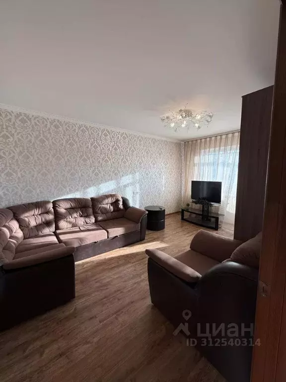 1-к кв. Омская область, Омск Съездовская ул., 50 (38.3 м) - Фото 2