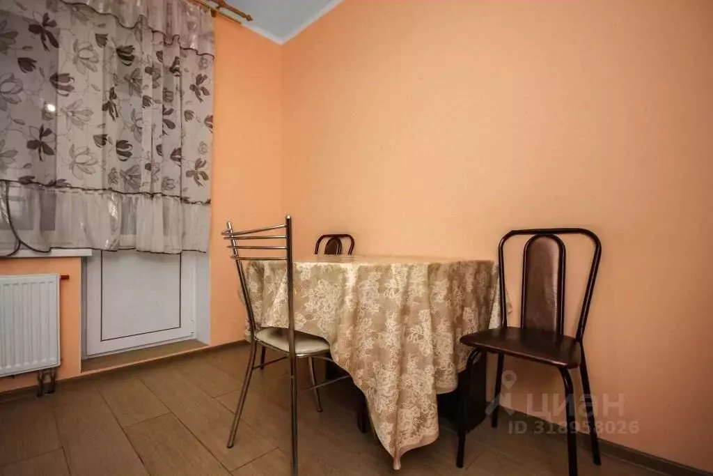 1-к кв. Московская область, Наро-Фоминск ул. Новикова, 20 (42.0 м) - Фото 2