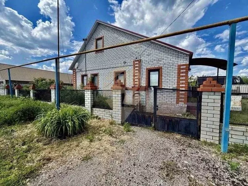 Дом в Белгородская область, Старооскольский городской округ, с. ... - Фото 2