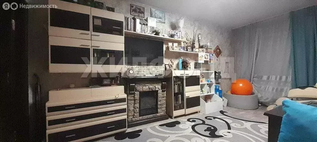 2-комнатная квартира: Кызыл, улица Ленина, 70 (50.1 м) - Фото 1